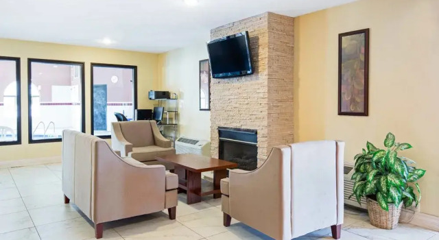 Americas Best Value Inn Monee / Chicago Area