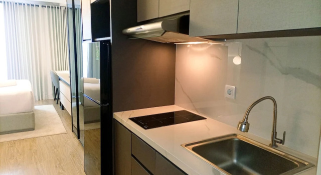 Comfort Studio at 10th Floor Mataram City Apartment By Travelio, Book Apartment Sleman Yogyakarta Province