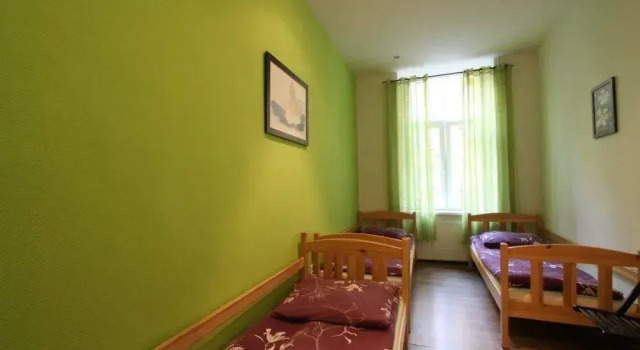 Hostel Yellow, Забронировать Хостел Хостелы Кракова, рядом с Базилика святой Марии, Хостел
