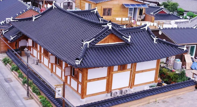 Jeonju Hanok Maeul Sukbak Hyangchon, Забронировать Отель Чонджу Чолла-Пукто, рядом с Корейский традиционный культурный центр