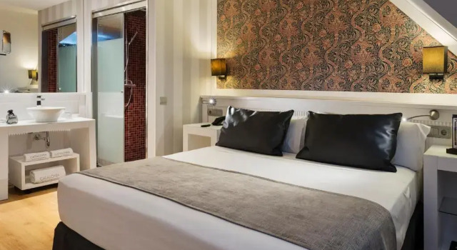 Двухместный номер Terrace Отель Catalonia Reina Victoria
