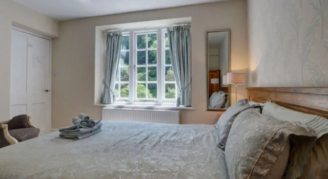 House Mariners San Giovanni D'Asso, Prenota Hotel Lynton Exmoor
