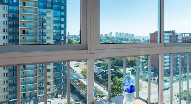 Comfort Apartment on Stroitelny per 8, Boek Appartement Hotels in Irkoetsk met parkeren, Parkeren