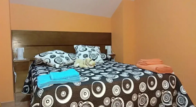 House With 2 Bedrooms in Santa Cruz de los Cuérragos, With Wonderful M, Забронировать Дом для отпуска Мансаналь-де-Арриба 