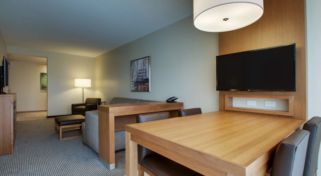 Двухместный люкс c 1 комнатой Hyatt Place Milwaukee Downtown