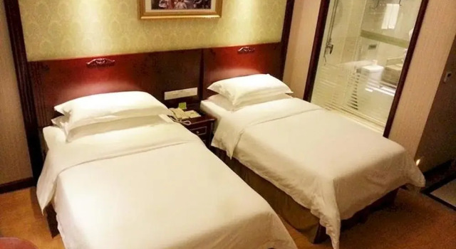 Vienna Hotel Shanghai Minhang Qibao Zhongyi Road, Varaa Hotelli Qibao Shanghai