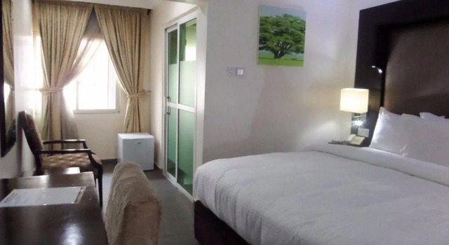 Larry Mitchelle Suites