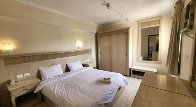 Номер Deluxe Regency Hotel