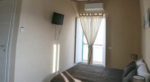 Standard cameră B&B Rossini