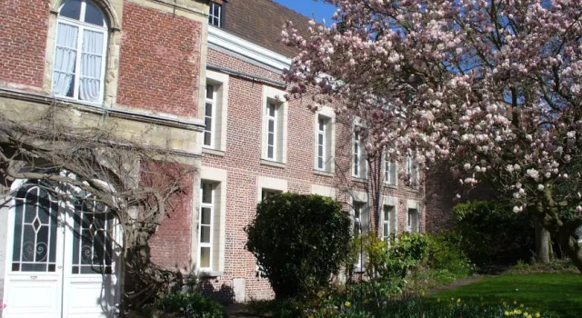 Maison DHtes Du Thtre, Rezervovat Hotel Douai Pikardie