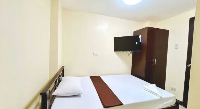 Семейный люкс OYO 1045 Rayjan Apartelle