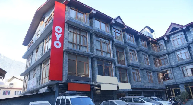 OYO 19322 Hotel Snow Flake, Забронировать Отель Отели Манали с завтраком, Завтраки