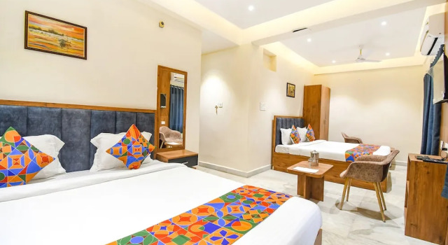 Номер Standard Fabhotel Prime The Golden Plaza