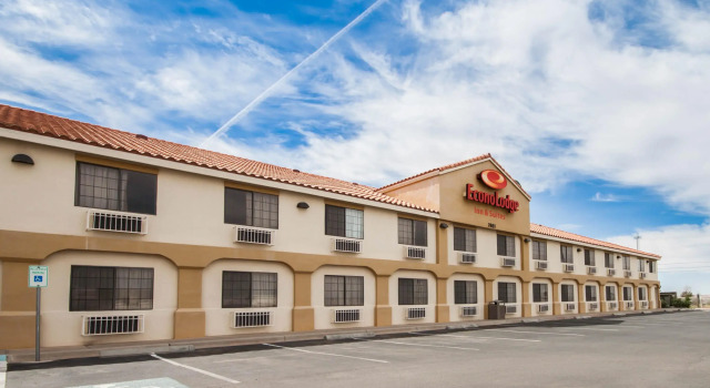 Econo Lodge Inn & Suites El Paso West, Rezerwuj Hotel Hotele w El Paso z parkingiem, Parking