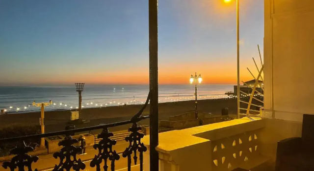 The Regency Studio - Stunning Seaview (Adults Only), Забронировать Отель Уэртинг Западный Суссекс