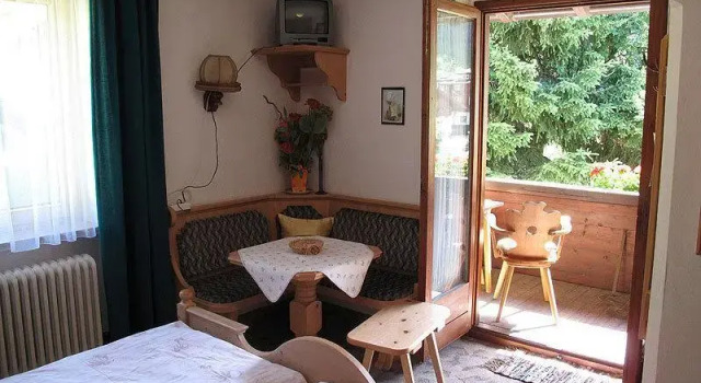 Landhaus Gerlos, Rezerwuj Dom wakacyjny Hotele w Tyrol z parkingiem, Parking