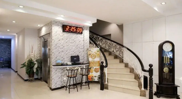 Airy Thamrin Gandhi Medan
