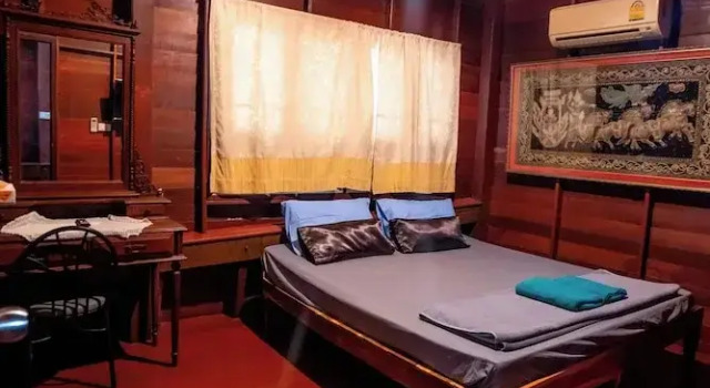 Коттедж Deluxe Ban Suan Bang Toei Homestay