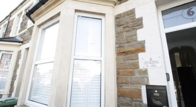 Luxurious 4-bed Victorian in the heart of Cardiff, Забронировать Отель Бизнес-отели Кардиффа, рядом с Национальный музей Кардиффа, 4* 5*