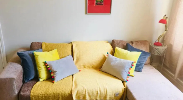 Bright Apartment in the Heart of St Leonards, Забронировать Апартаменты/квартира Отели Исторического графства Суссекса с парковкой, Парковка