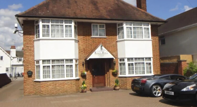 Gibtel Lodge & Cafe, Boek Hotel Slough Buckinghamshire