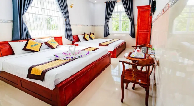 Hotel Huong Dao