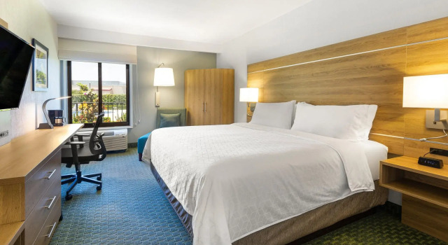 Двухместный номер Standard с видом на бассейн Holiday Inn Express San Jose Costa Rica Airport by IHG