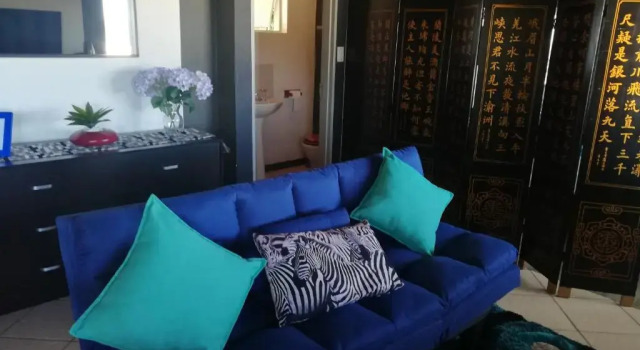 Studio Flat, Забронировать Отель Виндхук Кхомас, рядом с Reiterdenkmal Windhoek