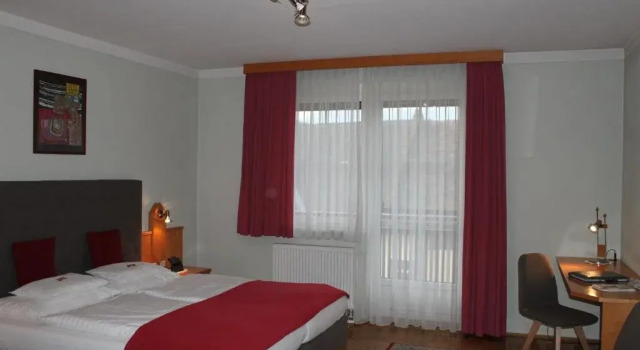 Hotel Garni Thermenoase, Reserva ahora Hotel Hoteles en East Styria con aparcamiento, Aparcamiento