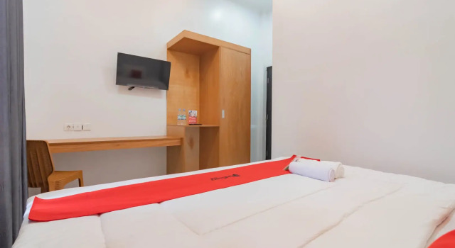 RedDoorz Syariah @ Tanggeung, Rezervovat Hotel Cilumut West Java