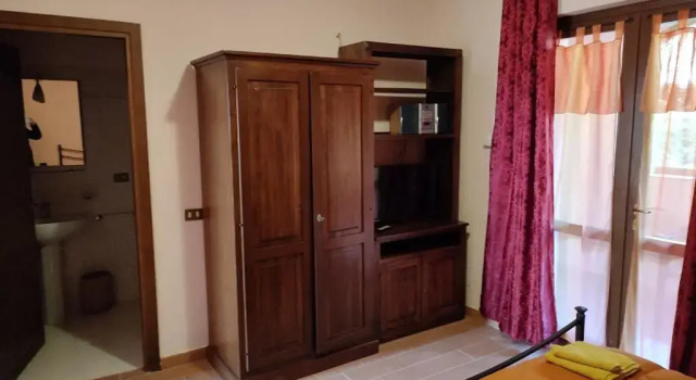 B&B Casale Roshlee, Prenota Bed & breakfast Hotel a Umbria con parcheggio, Parcheggio