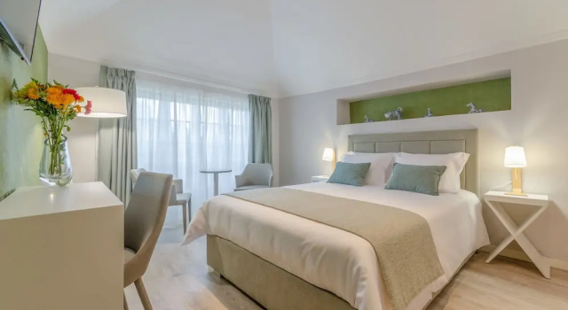 Двухместный номер Superior с балконом и с видом на сад Ver Belém Suites