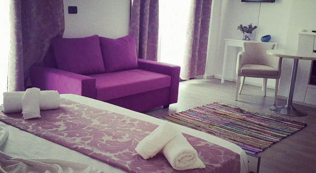 El Mare Hotel, Varaa Hotelli Sarandë Vlorë County