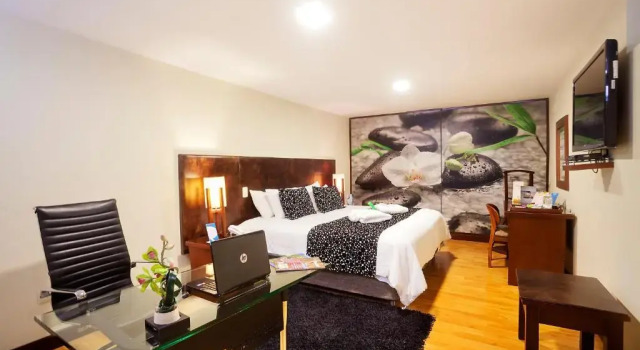 Camera Deluxe Loft Hotel
