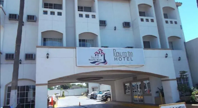 Кровать в общем номере Hotel Pueblito Inn