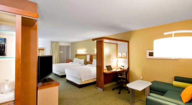 Четырёхместная студия SpringHill Suites by Marriott Bellingham
