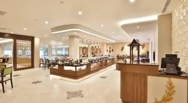 Двухместный полулюкс с видом на город Best Western Kindai Hotel