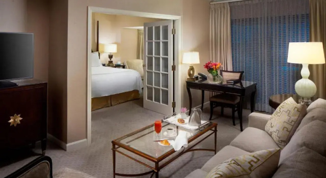Люкс Luxury The Townsend Hotel