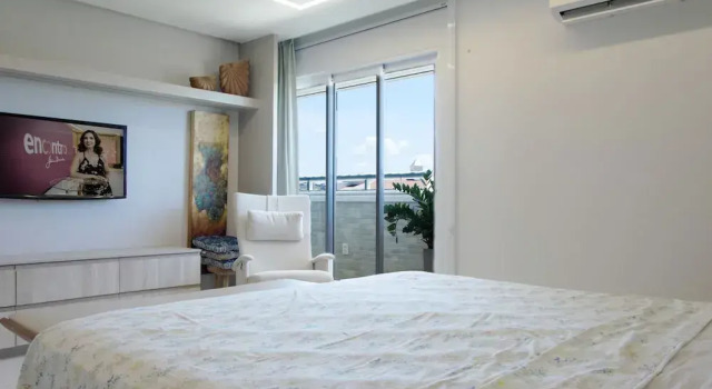 Penthouse Apartment with Hot Tub near Beach