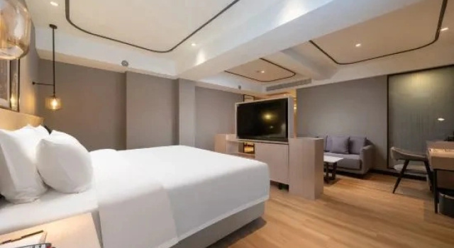 Двухместный люкс Standard Country inn&Suites by Radisson（Shandong International Convention and Exhibition Center ）
