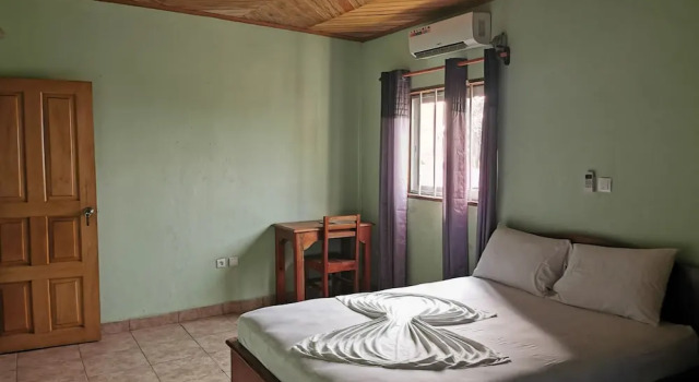 Grandiose chambre Hôtel 2S