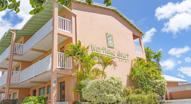 Worthing Court Apartment Hotel, Rezervați Apartament Hoteluri în Worthing cu parcare, aproape de Rockley Beach, Parcare