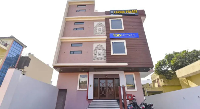 Fabhotel Lavish Palace, Rezerwuj Hotel Dźajpur 