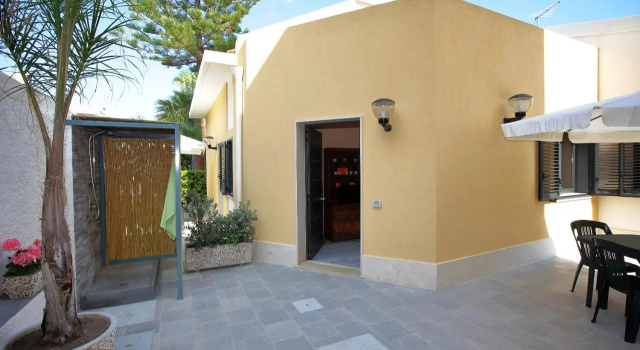 Re Sole la Dependance - Casa Vacanza M E R C U R I O, Buchen Sie Hotel Hotels in Sizilien mit Parkplatz, Parkplätze