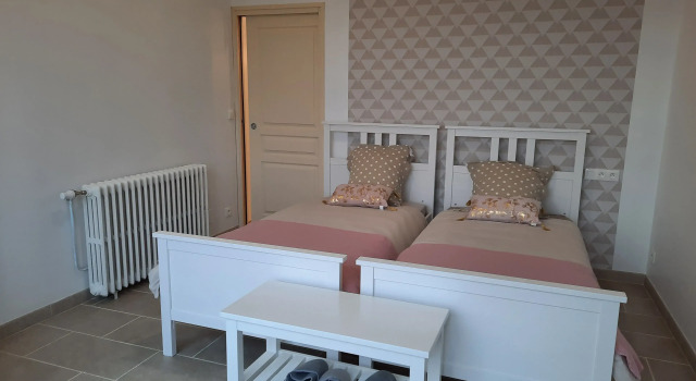 Ecogite le Cerf Thibault en Brenne, Reserva ahora Hotel Le Blanc 