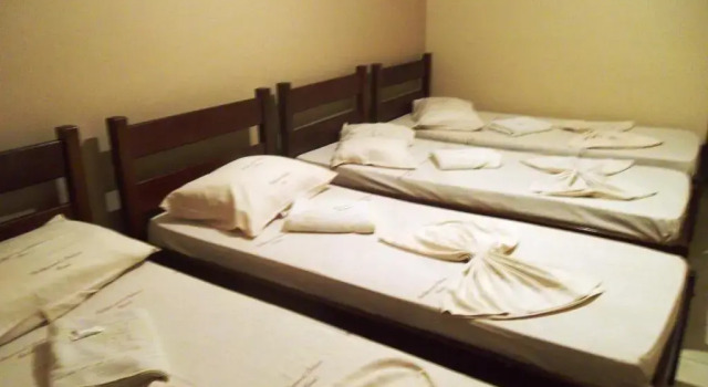Четырёхместный номер Standard Hollywood Palace Hotel