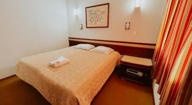 Люкс с балконом Plaza Inn Week Inn