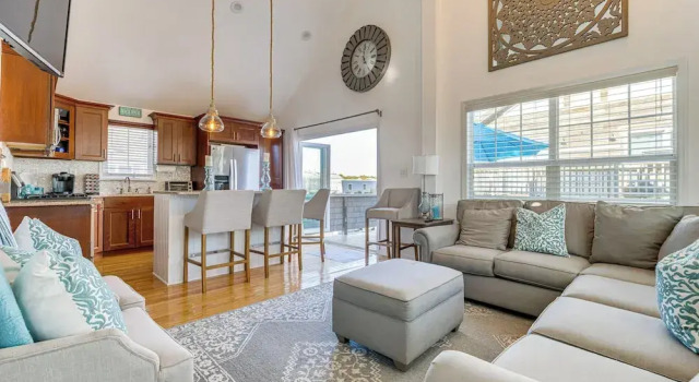 Коттедж Quaint Montauk House w/ Community Amenities!