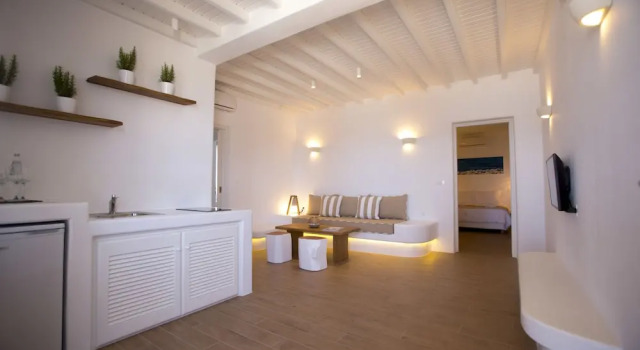 Люкс Superior Seethrough Mykonos Suites