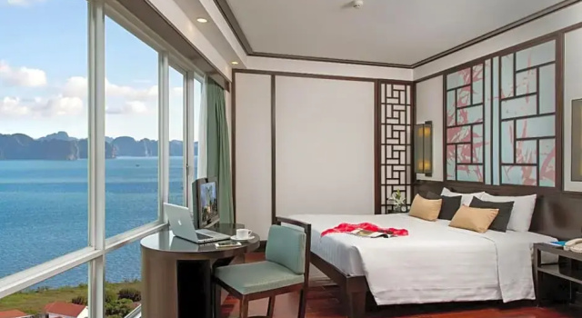 Двухместный номер Superior с видом на залив Novotel Ha Long Bay Hotel